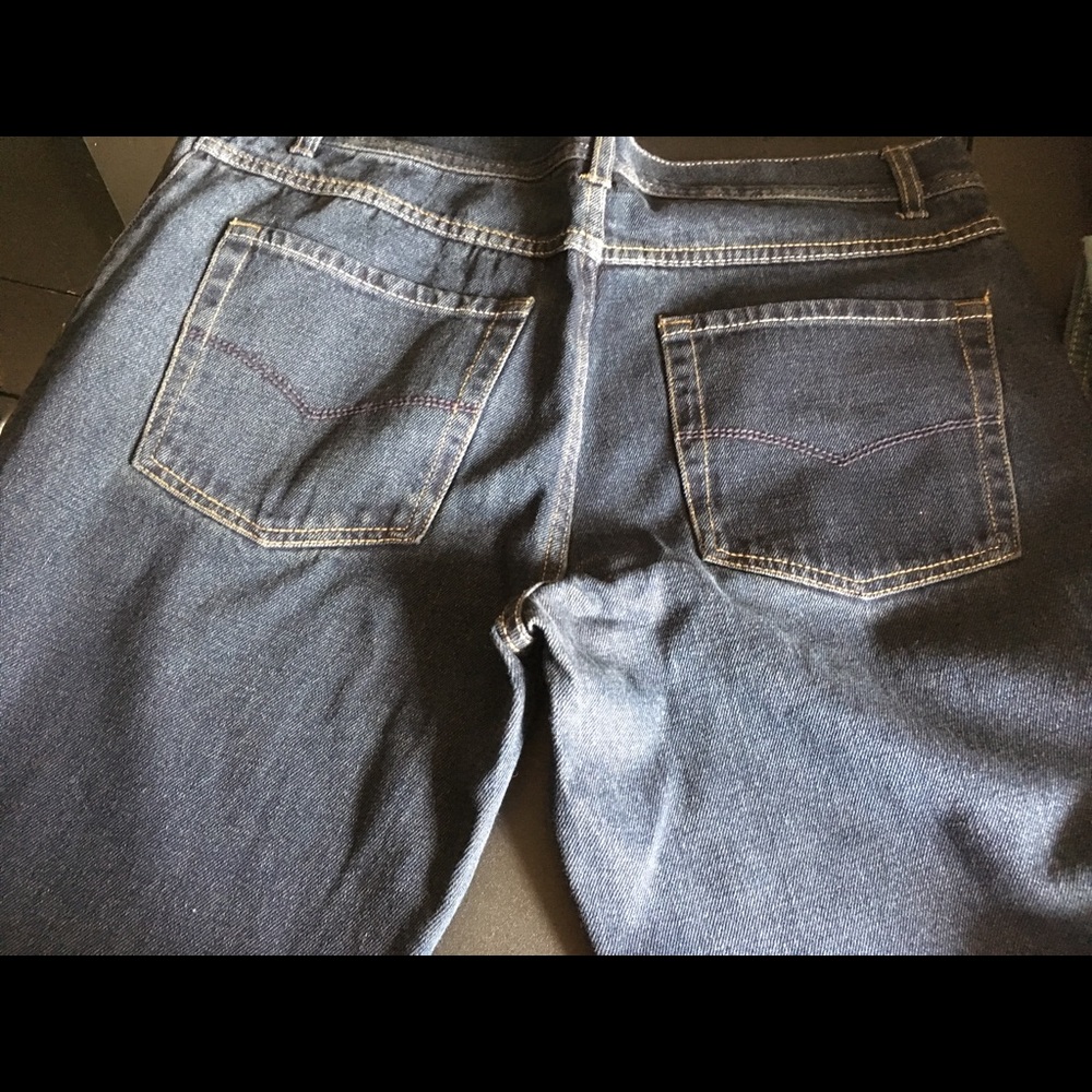 Women Jeans - Picture 2 of 3